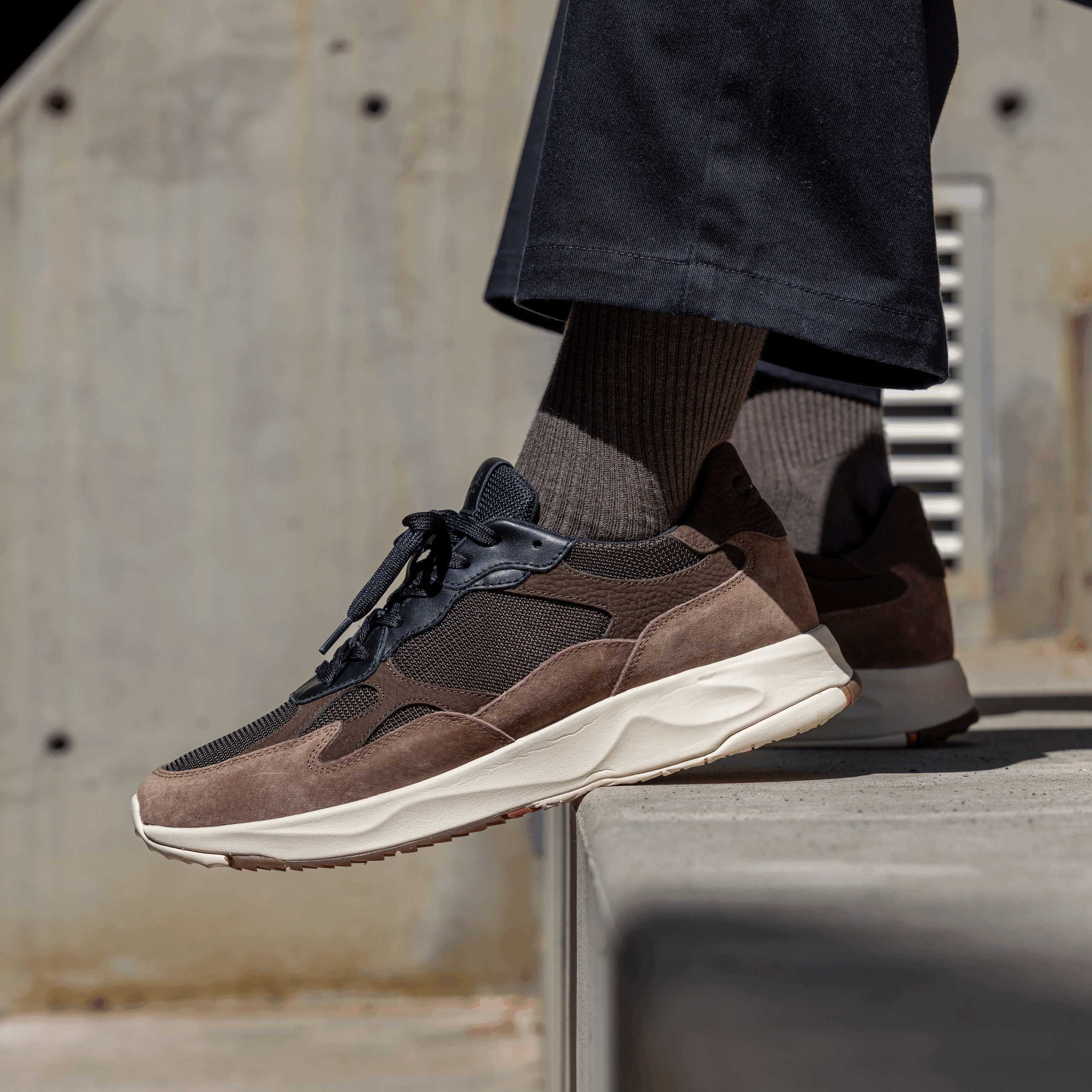 CLAE - ZUMA Deep Taupe Java Black Camellia